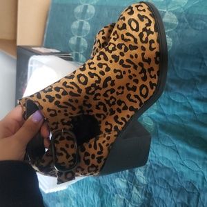 Cheetah booties size 7